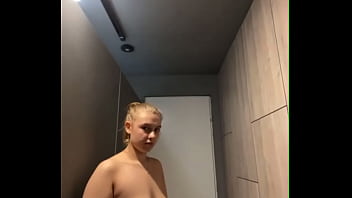 Masturbate in the public