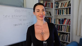 Thrusting tutorial with miss fox