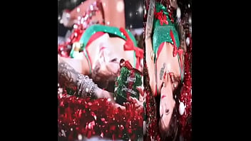 Did a little christmas photoshoot with msnaughyangel this weekend super cute groovylj