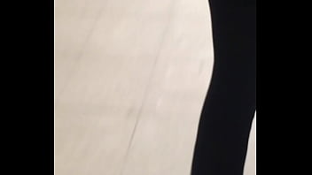 Fat Ass Latina In Leggins thumbnail