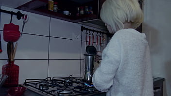 Pov he fucks my ass while i make coffee and ends with a huge cumshot in my mouth 4k