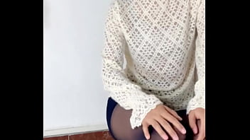 Siganjue 上班之前还要对着镜子好好整理一番！