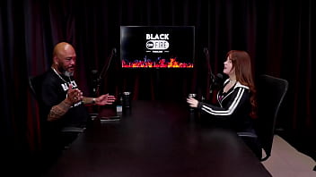 Não adianta ter pau grande e não saber usar só faz collab com meninas e o que a deixou desconfortável foi angel bloomm watch sheer red