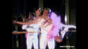 Victoria swinger spends the night getting a dp in a mmf threesome