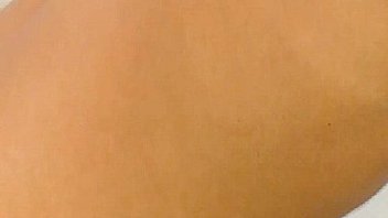 Sexy cam girl spreads her legs on cam porn