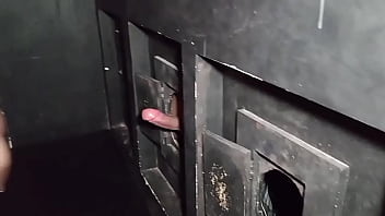 Minha cunhada safada mamou vários caras na festa sapeca com doidera de halloween