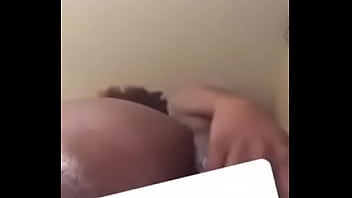 Booty shaking Booty shaking