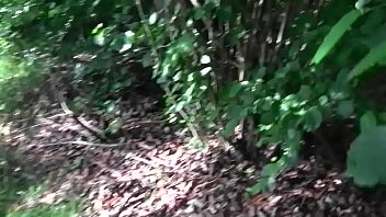 Mi Metto A Torso Nudo E Sborro Veramente Molto In Pubblico Bosco Svizzero Versione Integrale thumbnail