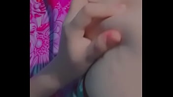 Mi ex enseñando su gran culote