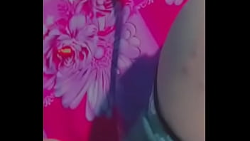 Mi ex enseñando su gran culote