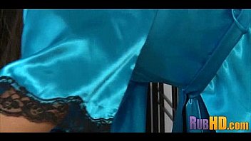 Sensual massage 3287