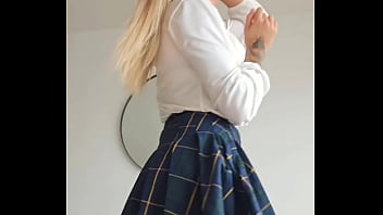 C'est le moment de découvrir cette tenue ultra sexy sur mon profil rappel