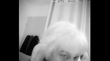 Bonjour toi je m'appelle sophie j'ai 47 ans et j'aime le sexe et surtout l'anal