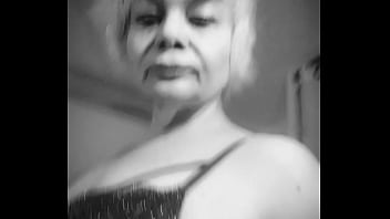 Bonjour toi je m'appelle sophie j'ai 47 ans et j'aime le sexe et surtout l'anal