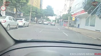 Soltei minha esposa da coleira e olha com quantos ela deu a buceta