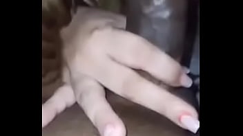 Engravidando a mulher do corno enquanto ele assiste Engravidando a mulher do corno enquanto ele assiste