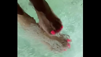 Imagine what i can do to you with my feet