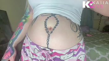 Unaware giantess discovers tiny ci belly button vore