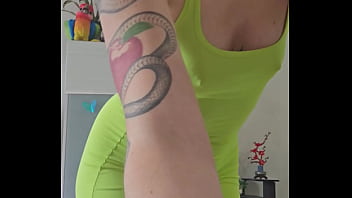 J'adore porter des robes surtout sans culottes hihi