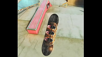 Me lo follo en el skate park sin piedad muy duro sin compasión