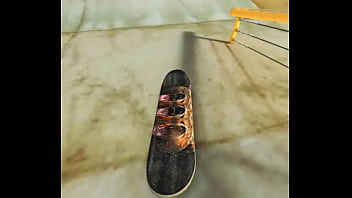 Me lo follo en el skate park sin piedad muy duro sin compasión