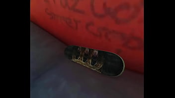 Me Lo Follo En El Skate Park Sin Piedad Muy Duro Sin Compasión thumbnail