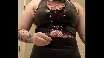 Lovesense In While I Put On Makeup thumbnail