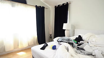 Busty babe rebel lynn squirts during an intense big dick threesome