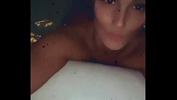 Hier soir c’était petit jacuzzi tu en veux plus viens me rejoindre en