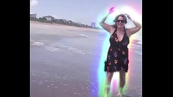 Mommy says come to sunny florida and let's go to the beach and play mommy loves to play in the sun sand and water