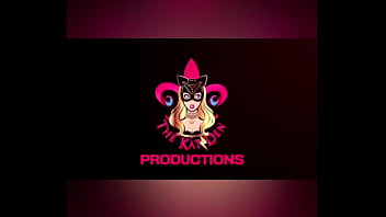 Mommy says come to sunny florida and let's go to the beach and play mommy loves to play in the sun sand and water