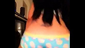 Girl you're thicker than a bowl of grits