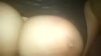 Rubia Puta Muestra Sus Enormes Tetas Lanús thumbnail