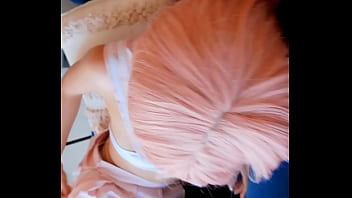 "me encanta que me penetren duro hasta hacerme venir" me destrozan mi útero y termino de una forma deliciosa me encanta que me penetren sexy cosplayer de cabello rosado penetrada por detras