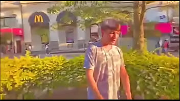 Merlo se coge a todos los de la plaza vera