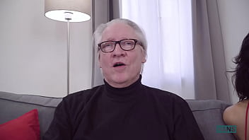 Tabooless senior is pounding czech top model zuzu sweet and give her a facial