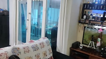 Dei minha buceta ao amigo do meu marido pensa em um pica que quase me rasgou