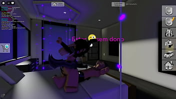 Safada sentando no pau