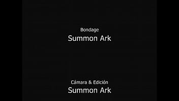 5 coral atada en una silla 4