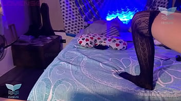 He sees me masturbating badly and helps me my stepsister is the best