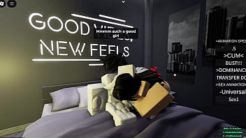 Puppygirl has her first time online roblox game