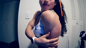 Carolynefit muscle queen bounce glutes