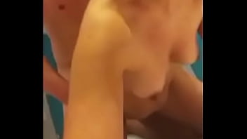 O que faço quando o corno fica em casa