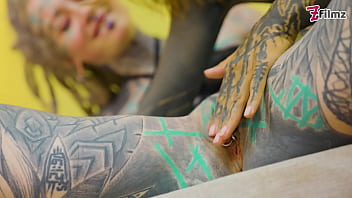 Alt girls tattooed lesbian dildo punk goth hippie spit tongue