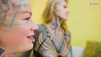 Alt girls tattooed lesbian dildo punk goth hippie spit tongue