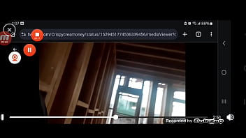 Jarred33 gets good head outside on the streets