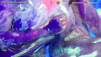 Covering the whole body with fluorescent paint and having sex under black light the visual impact is super Covering the whole body with fluorescent paint and having sex under black light the visual impact is super