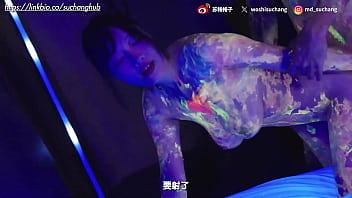 Covering The Whole Body With Fluorescent Paint And Having Sex Under Black Light The Visual Impact Is Super thumbnail