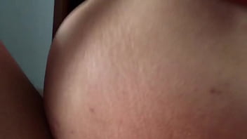 Bunda gostosa quica gostosa na madeira