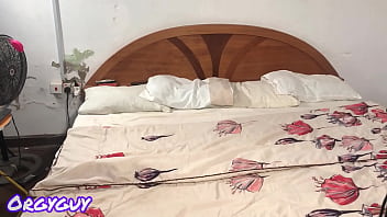 Couple invites goes wrong